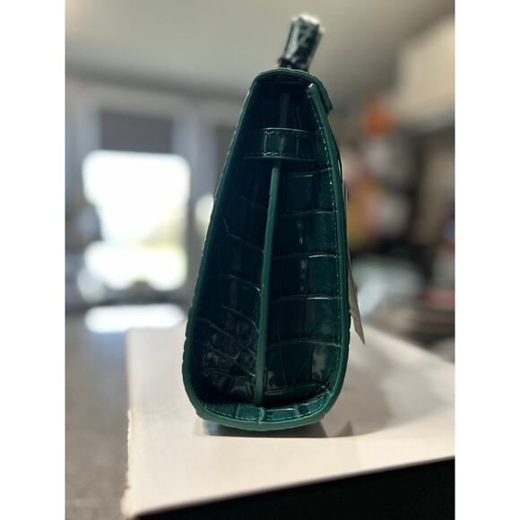 Teddy Blake Kim 9" Satchel – Rare Bottiglia Green Croc, Gold Hardware- NWT!!! - Picture 8 of 9
